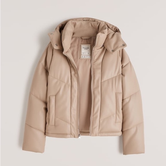 NWT Abercrombie & Fitch Vegan Leather Crop Puffer Jacket Beige M - Picture 2 of 12